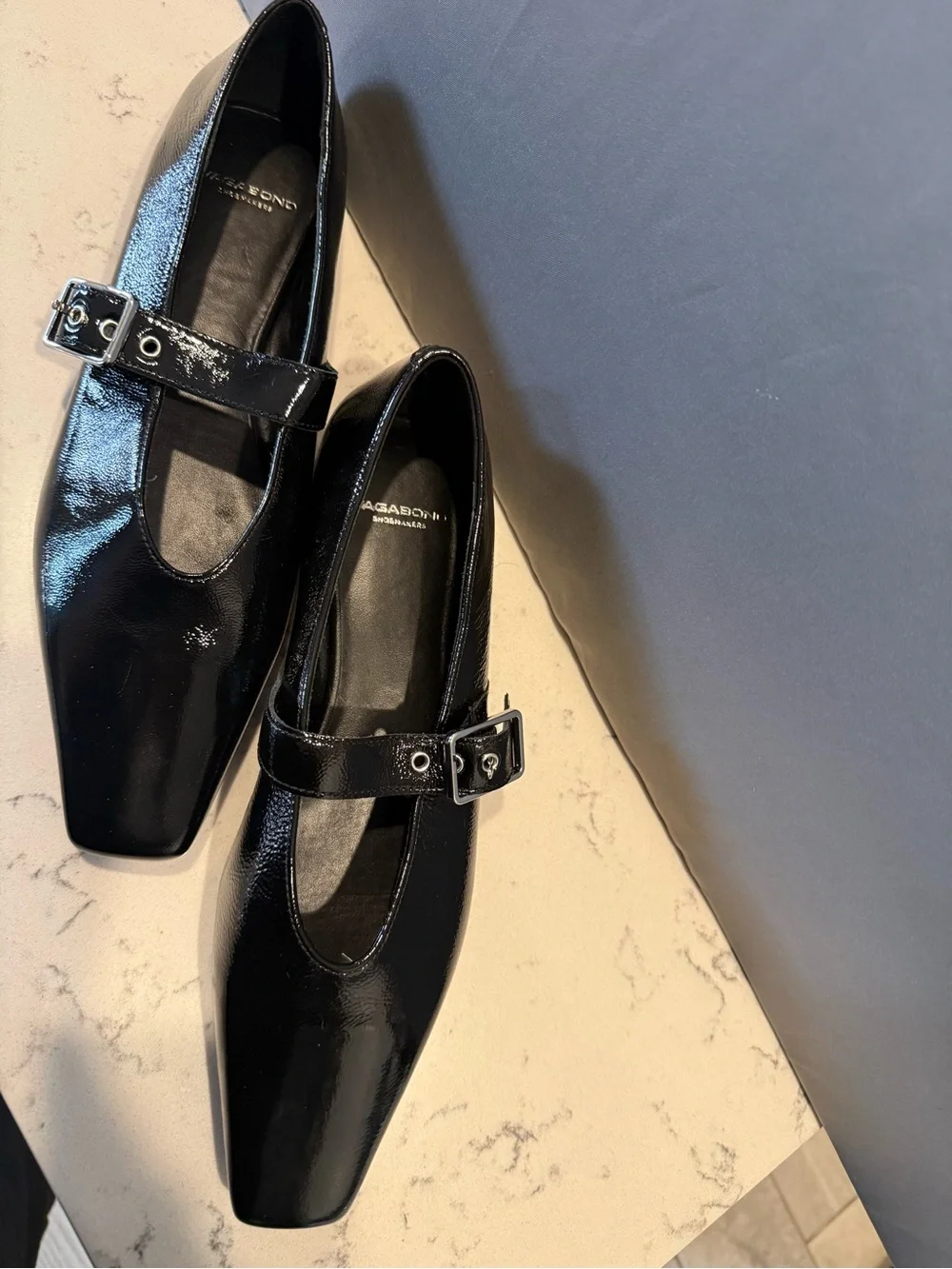 Vagabond patent leather